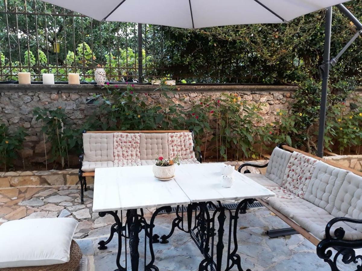 Luxury Country House In Kalamata / Sp Екстер'єр фото